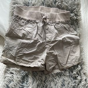 Beige children’s place shorts